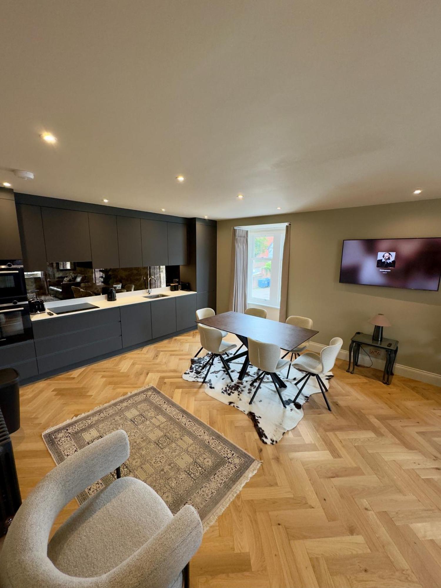 Romeo'S Arch High End Luxury In Centre Of Stratford With Parking Apartamento Exterior foto